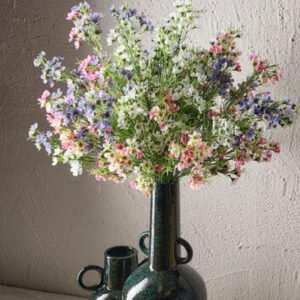 Jarrón cuello alto y asas redondas